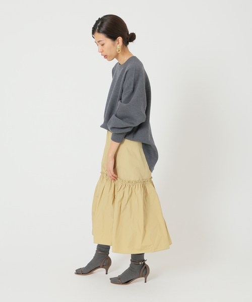 IENA（イエナ）の「メモリータフタ ギャザーティアードスカート