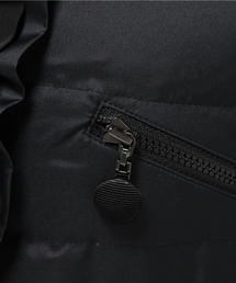 TO BE CHIC（トゥー ビー シック）の「フリルタフタダウンコート