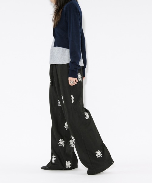 Embroidery straight pants ハイウエスト刺繍パンツ【ベルト付