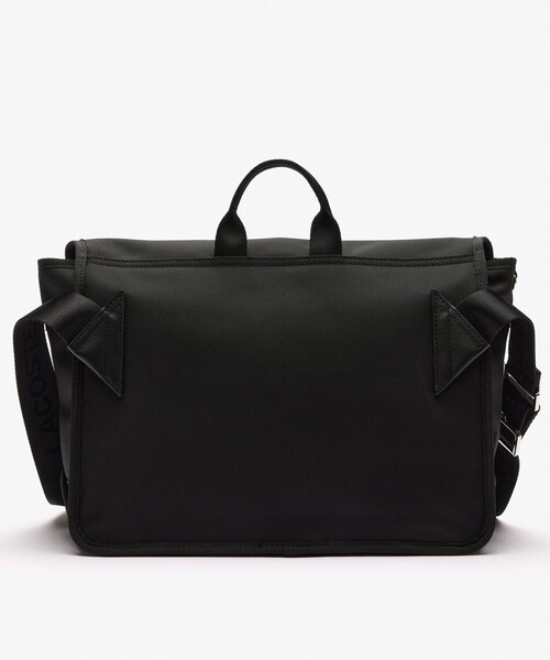 LACOSTE（ラコステ）の「コメ タブレットポケットショルダーバッグ