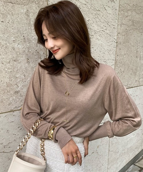 anuans（アニュアンス）の「カシミヤ混タートルニットトップス（ニット