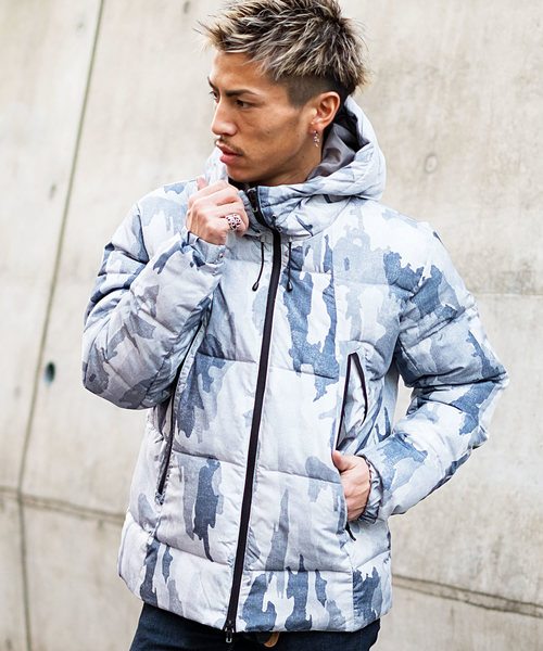 GOSTAR DE FUGA（ゴスタール ジフーガ）の「迷彩プリント中綿ブルゾン