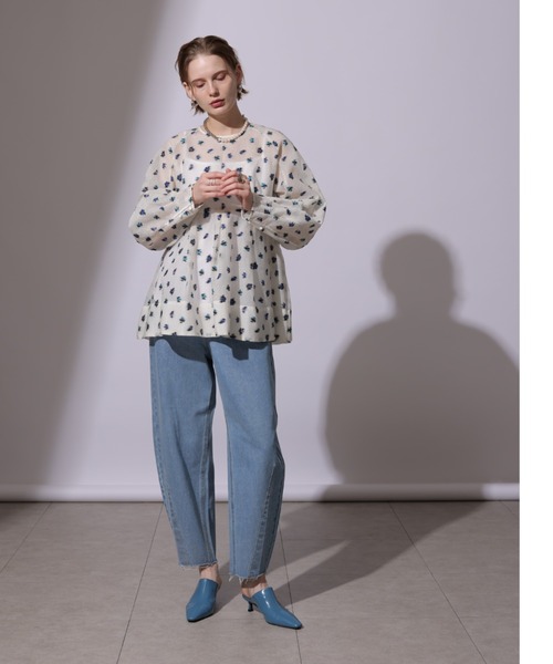 CADUNE（カデュネ）の「フラワージャガードブラウス（シャツ/ブラウス