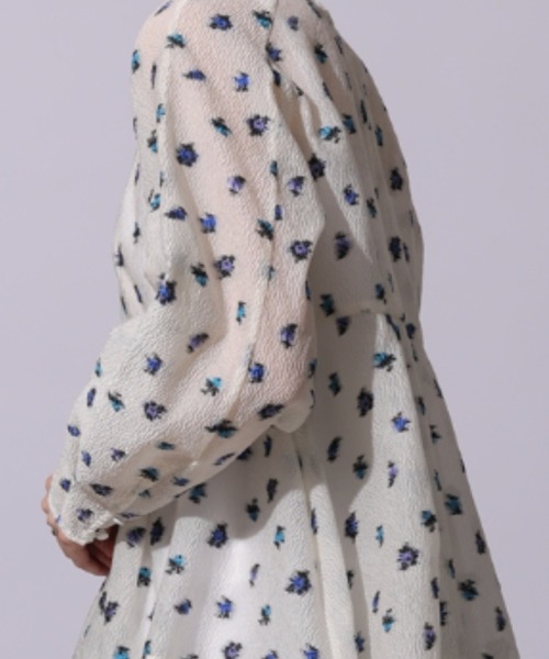 CADUNE（カデュネ）の「フラワージャガードブラウス（シャツ/ブラウス