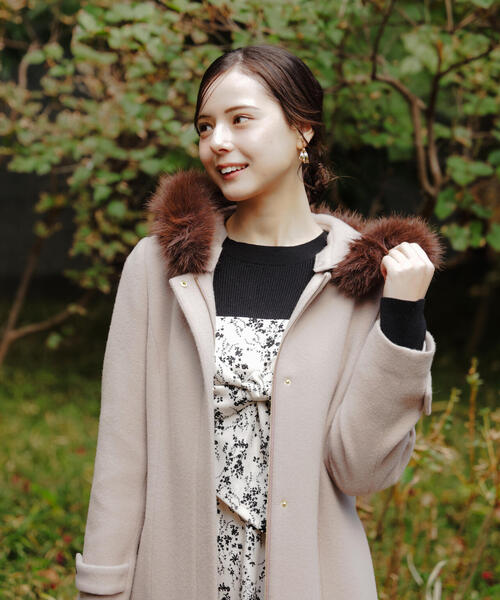 モッサフードフェイクファーロングコート / 1215252102（ステンカラー