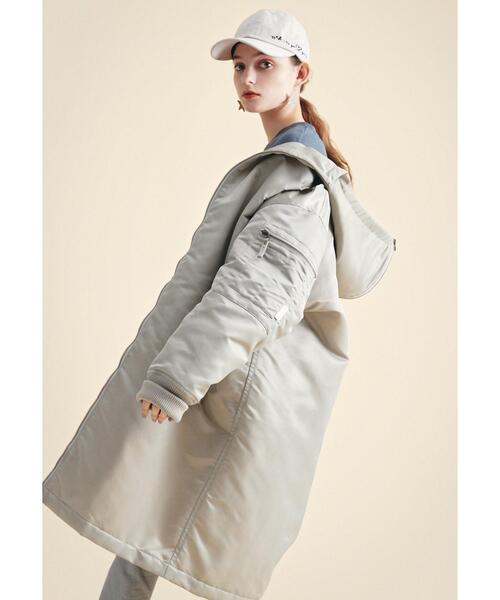 To b. by agnes b.（トゥービーバイアニエスベー）の「WN67 MANCHES