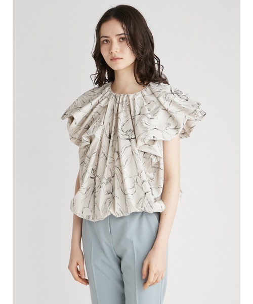 Mila Owen（ミラオーウェン）の「ギャザーボリュームバルーン