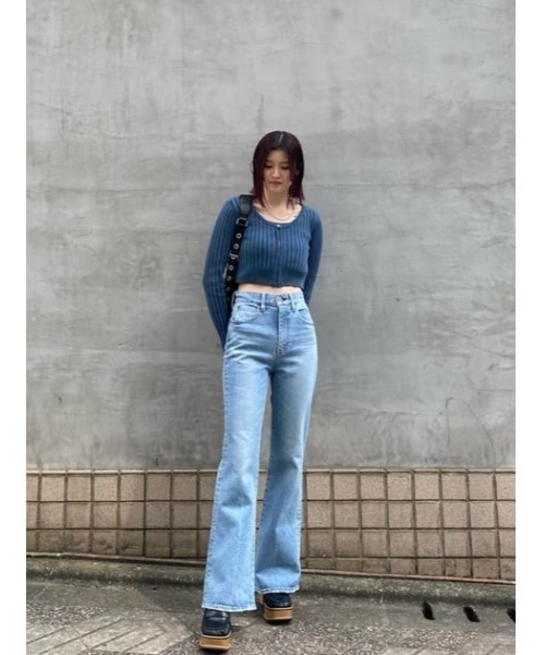 MOUSSY（マウジー）の「MVS L/BLU FLARE（デニムパンツ）」 - WEAR