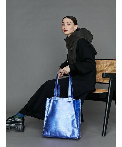 UN3D.（アンスリード）の「METALLIC ORIGAMI TOTE / メタリック