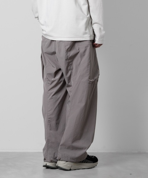 ATTACHMENT（アタッチメント）の「CO/NY ウェザークロス ワイドカーゴ