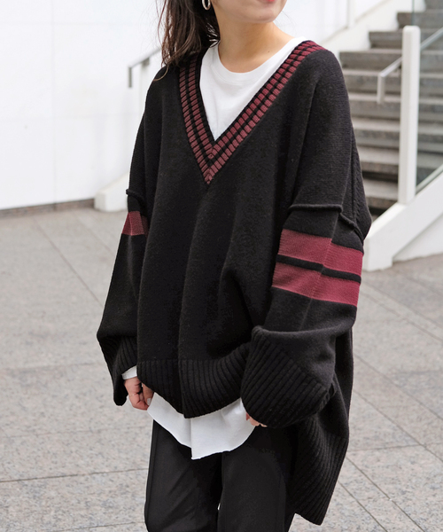 AP STUDIO（エーピーストゥディオ）の「ラインVネックオーバープル