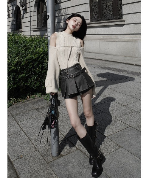 アンティークレザープリーツショートパンツ（その他パンツ）｜Darich