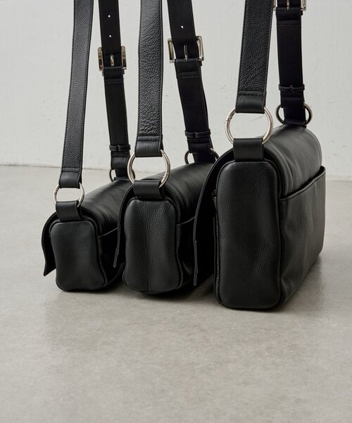 本革》レザーボディバッグ（ショルダーバッグ）｜BEARDSLEY