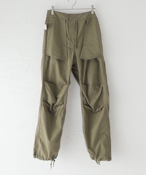 Deuxieme Classe（ドゥーズィエムクラス）の「military カーゴパンツ
