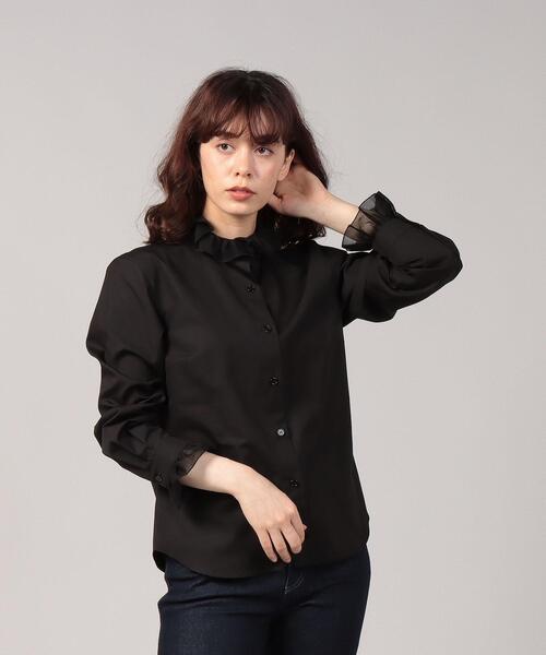 agnes b.（アニエスベー）の「UQ25 ラッフルブラウス（シャツ/ブラウス
