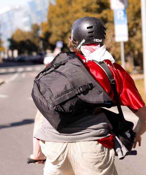 CHROME（クローム）の「［ CHROME / クローム ］MINI METRO MESSENGER