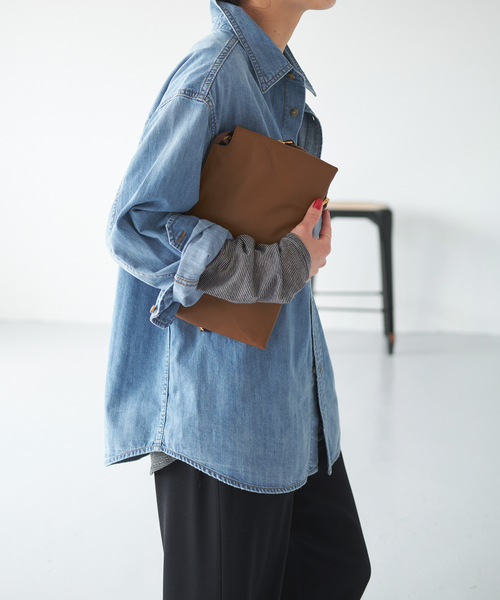 Spick & Span（スピックアンドスパン）の「ライトオンスデニムシャツ