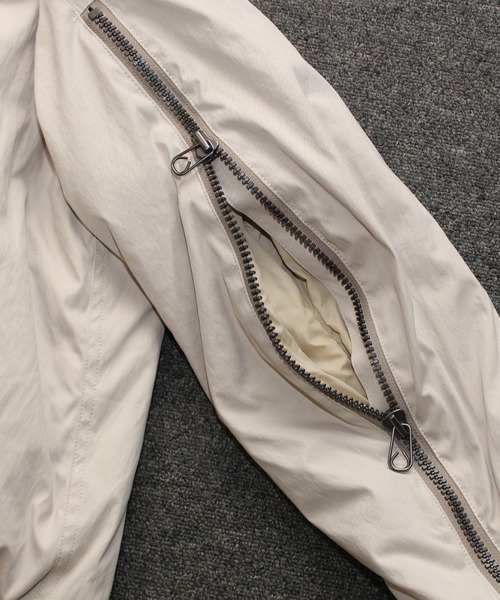 BAL（バル）の「【2022秋冬】ZIP SLEEVE BOMBER JACKET（MA-1）」 - WEAR