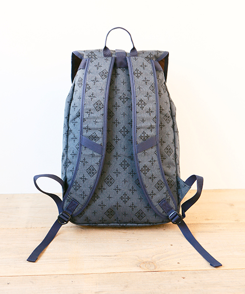 russet（ラシット）の「Daily russet×Columbia バックパック