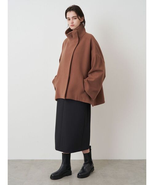 ELENDEEK（エレンディーク）の「ケープスタンドカラーコート（その他