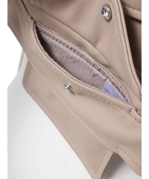 UN3D.（アンスリード）の「ショートレザーライダース（ライダース