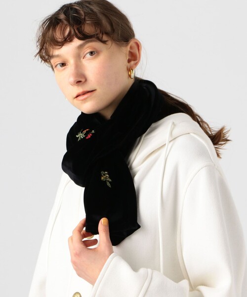 caban（キャバン）の「□CABaN ソフトべロア エンブロイダリーストール