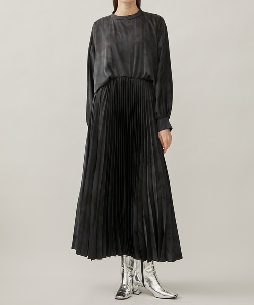 08sircus/08サーカス】ヴィンテージサテンハーフトーンプリーツドレス