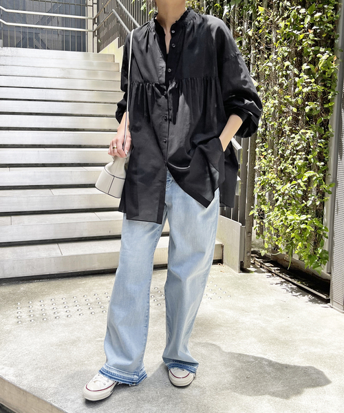 Spick & Span（スピックアンドスパン）の「シアーフリルカラーブラウス