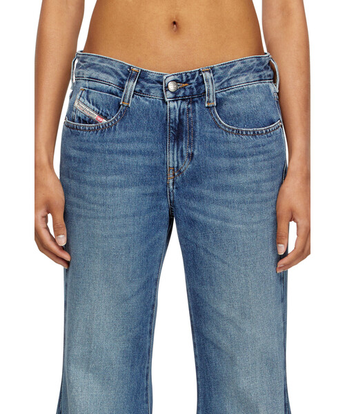 ウィメンズ デニムパンツ FLARE 1970 D-BLEESS L.30（デニムパンツ