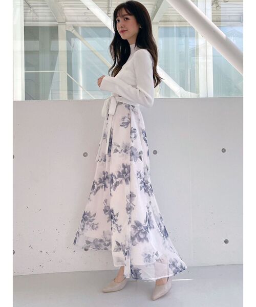 MERCURYDUO（マーキュリーデュオ）の「フラワードッキングロング