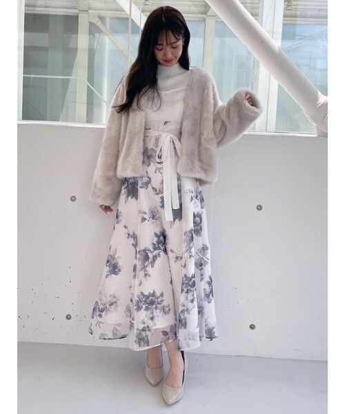 MERCURYDUO（マーキュリーデュオ）の「フラワードッキングロング