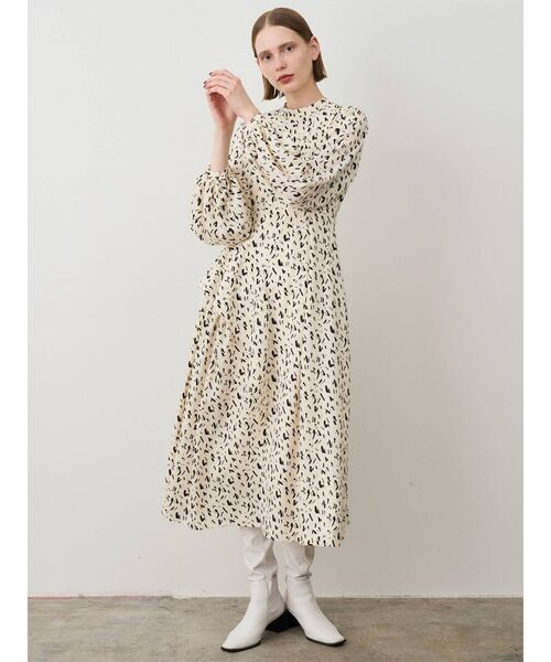 ELENDEEK（エレンディーク）の「サイドラッフルギャザーワンピース