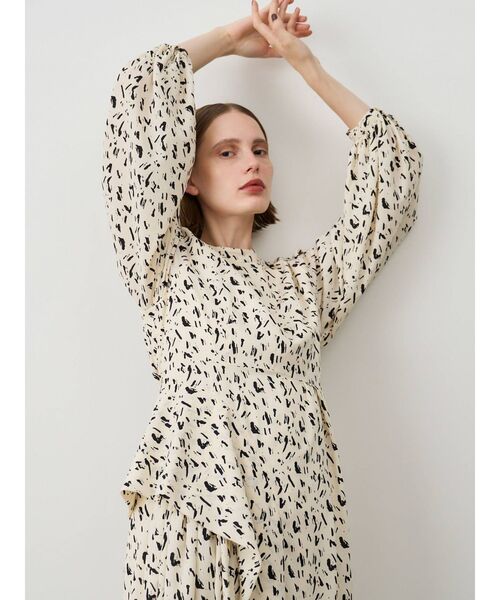 ELENDEEK（エレンディーク）の「サイドラッフルギャザーワンピース