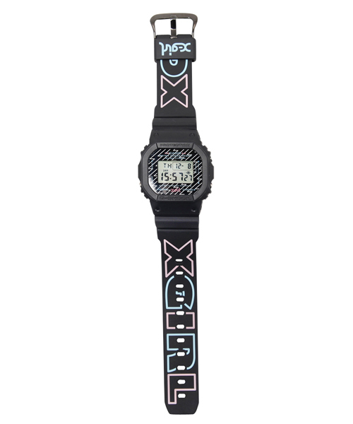 X-girl（エックスガール）の「X-girl G-SHOCK DW-5600（アナログ腕時計