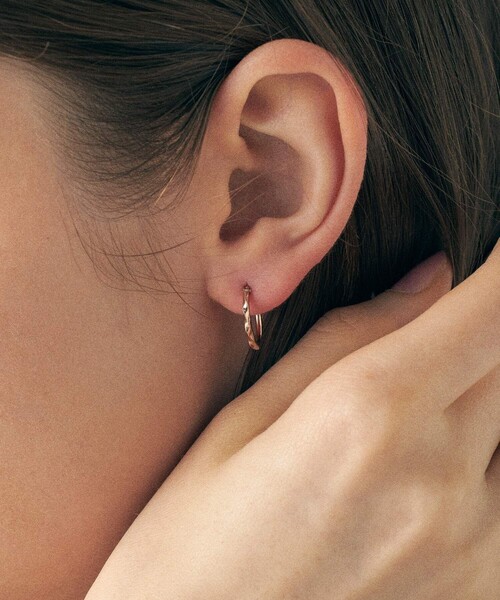 ツイスト フープピアス（ピアス（両耳用））｜ete（エテ）の