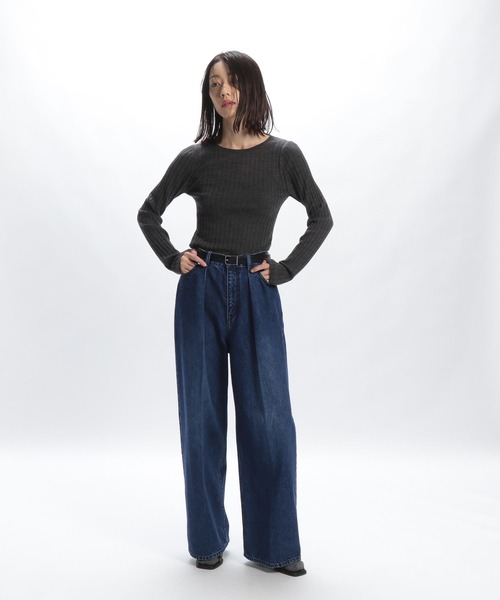 STERNBERG（スタンバーグ）の「デニムタックストレートパンツ（デニム