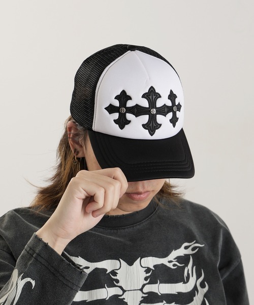 SUPPLIER（サプライヤー）の「SUPPLIER/サプライヤー Cross Leather