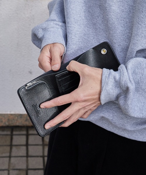 CALEE/キャリー SILVER STAR CONCHO FLAP LEATHER HALF WALLET