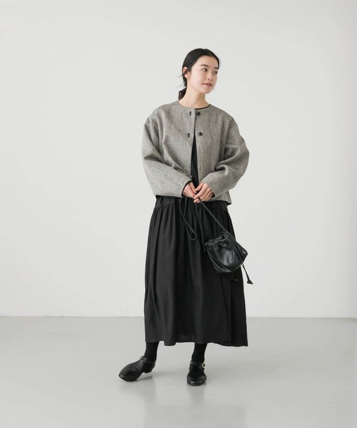 かぐれ（カグレ）の「リネンヘリンボンノーカラージャケット（ノー