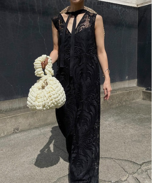 Ameri（アメリ）の「CHLOE V NECK ROMPERS（つなぎ/オールインワン