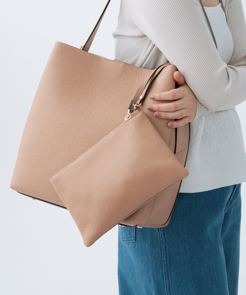 IENA（イエナ）の「GIANNI NOTARO/ジャンニ ノターロ ワンショルダー