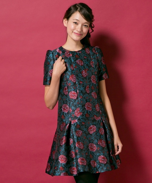 DOLLY GIRL BY ANNA SUI（ドーリーガール バイ アナ スイ）の