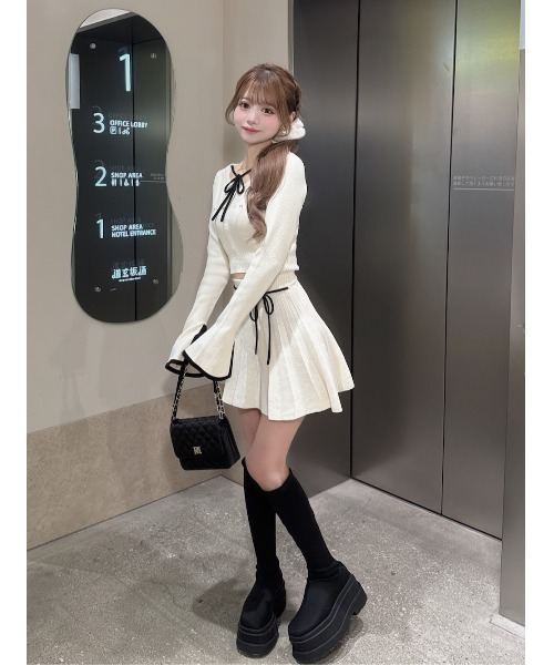 ウエストオープンリボンデザインニットミニワンピース（ワンピース