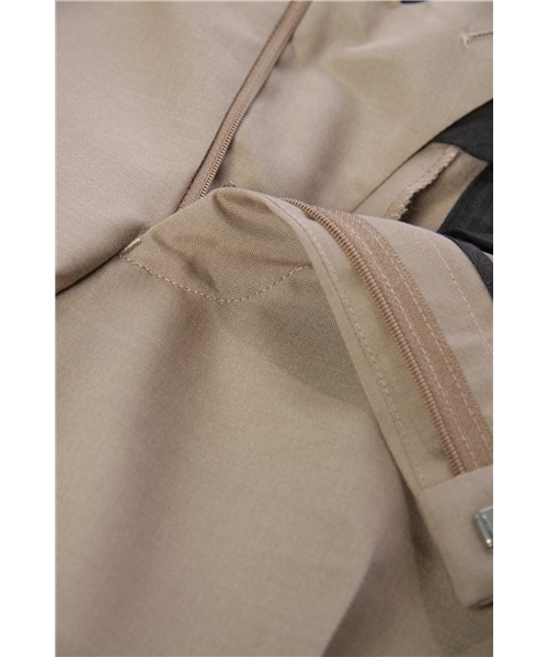 UNITED ARROWS（ユナイテッドアローズ）の「WHITE LABEL ベージュ