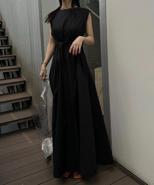 Ameri（アメリ）の「VOLUME HEM COTTON COLOR DRESS（ワンピース