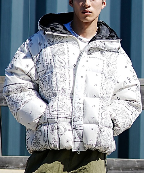 RVCA（ルーカ）の「RVCA/ルーカ ダウンジャケット ペイズリー柄 フード