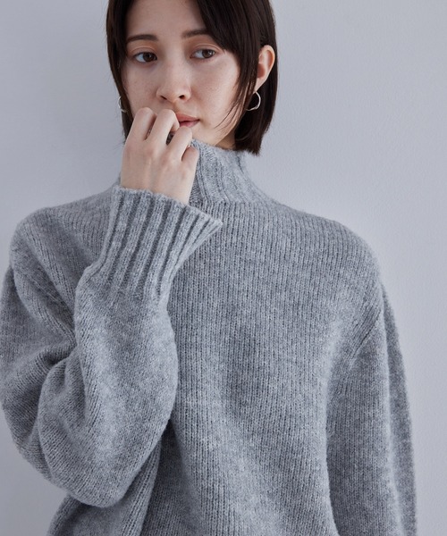 セール】【残りわずか！】ループヤーンラメコンビタートルニット