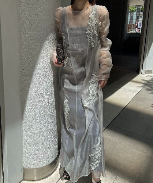 WILLFULLY（ウィルフリー）の「sheer motif lace OP & gather breast