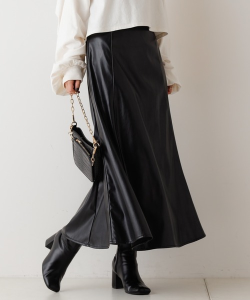 Chico（チコ）の「レザーロングフレアスカート/フェイクレザー
