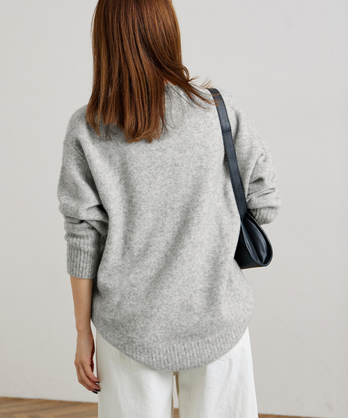 FRAMeWORK（フレームワーク）の「アルパカ混ロゴインターシャニット